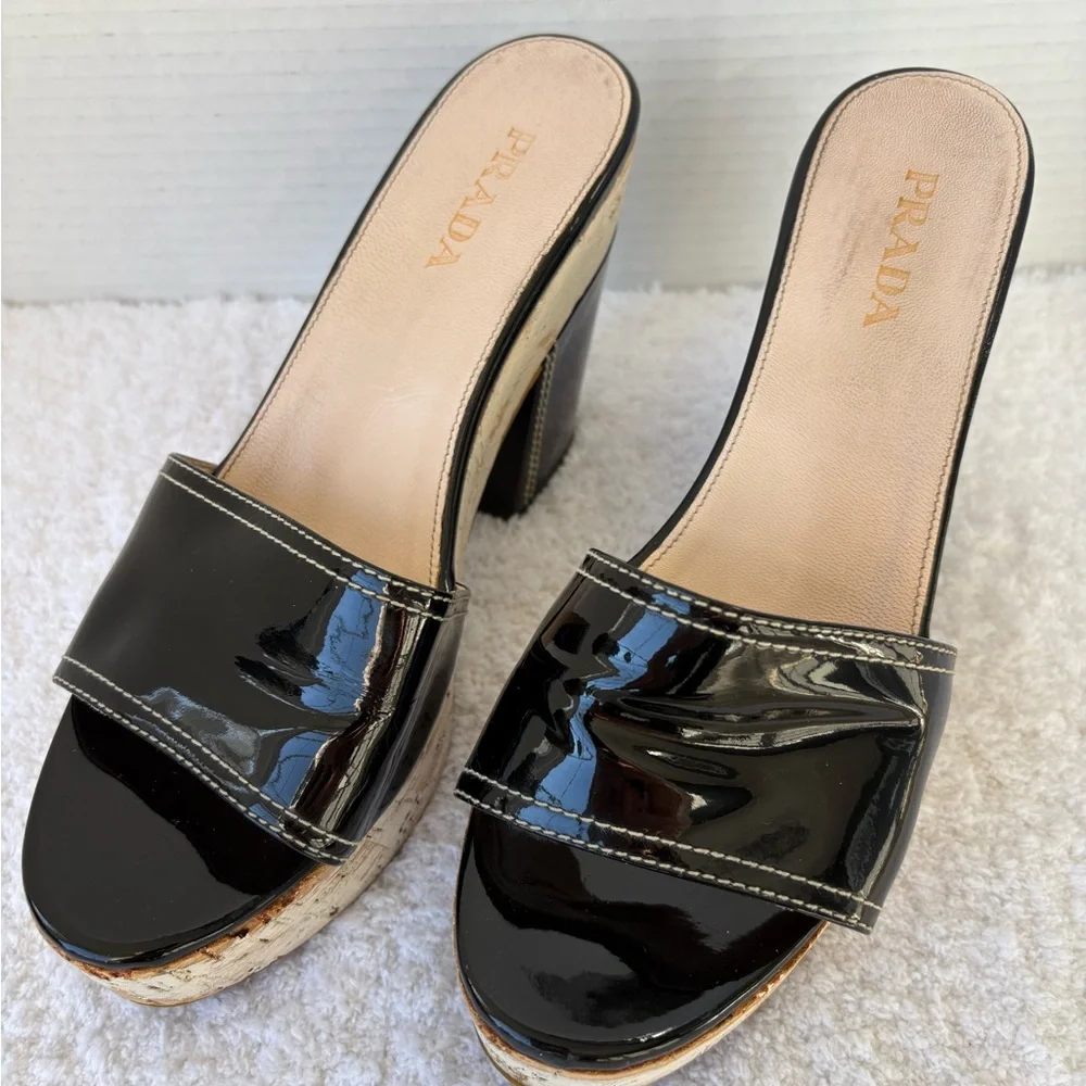 Prada Block Heels Black Patent Leather Cork Platform Slides Size EU 39.5 US 9.5
